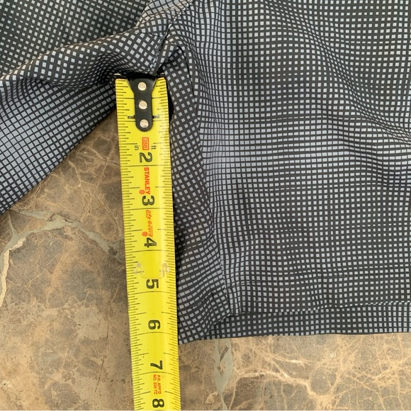 Adidas Golf Shorts Women’s Size 6 Plaid Black Gray Flat Front Pockets - Picture 6 of 9